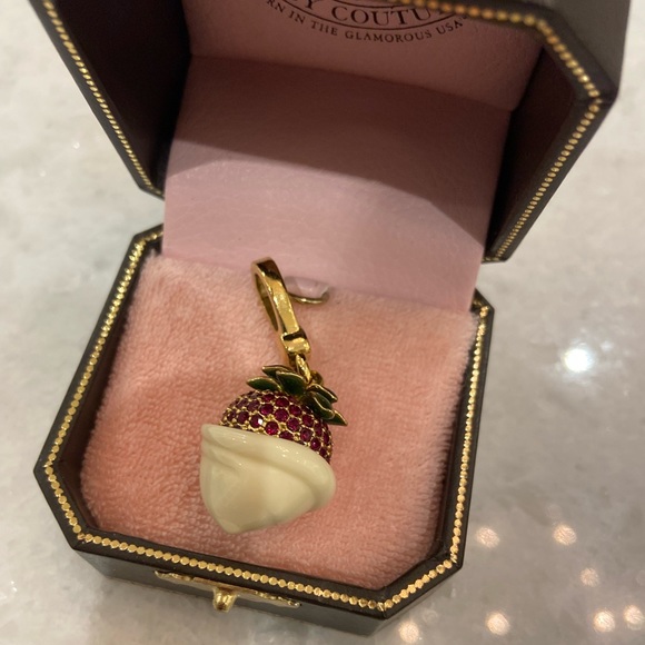 Juicy couture strawberry and cream charm - Picture 2 of 5